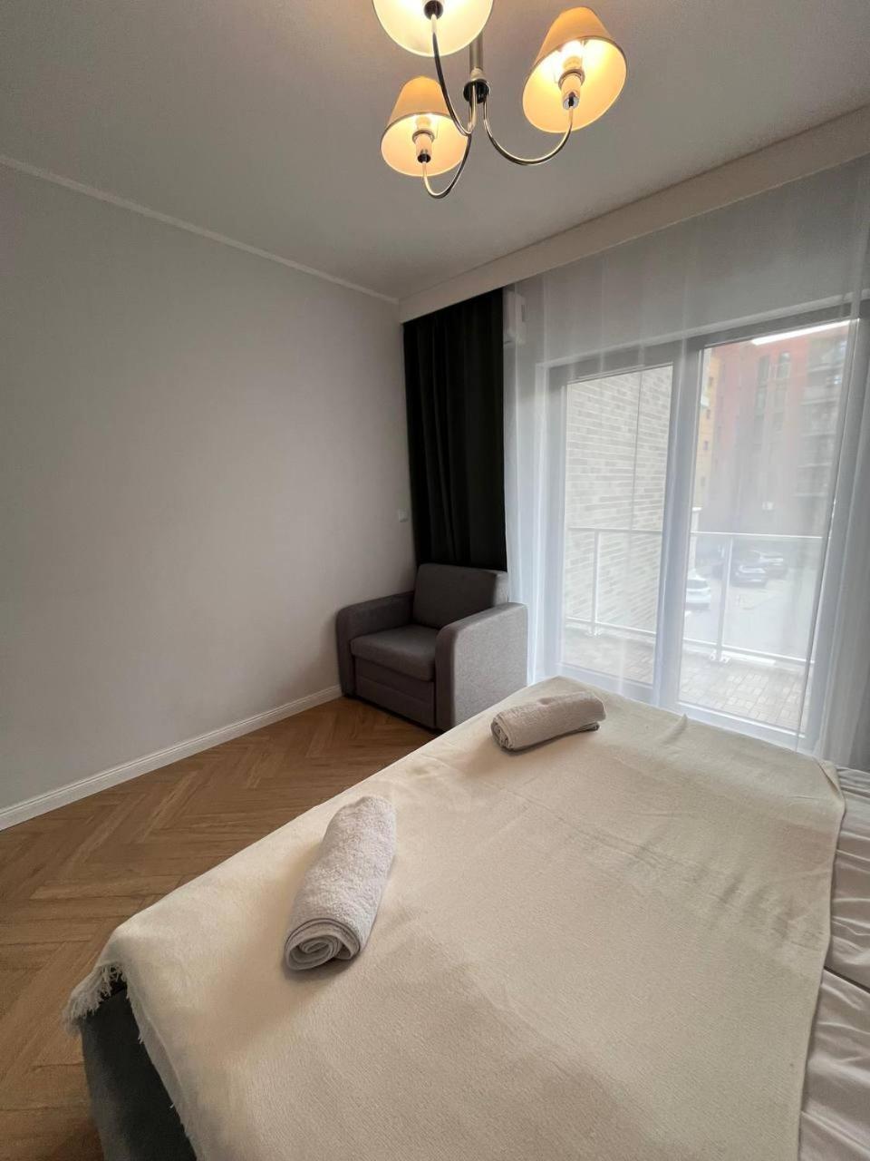 Old Town - Odra - View - 2 Bathrooms Apartment Wroclaw